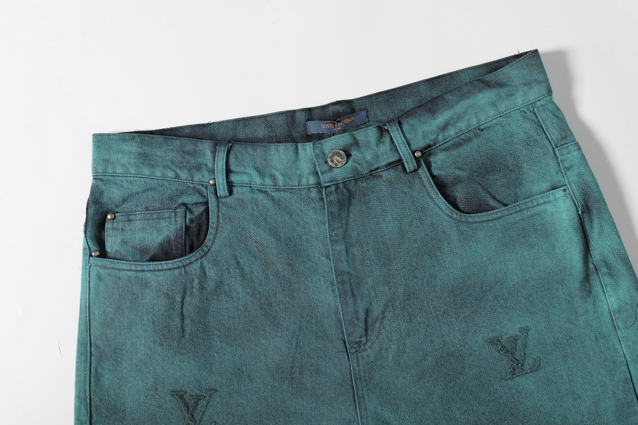 MINIMALIST STREET STYLE