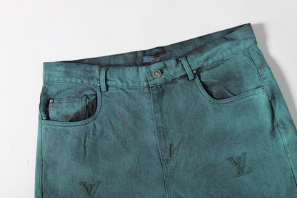 MINIMALIST STREET STYLE