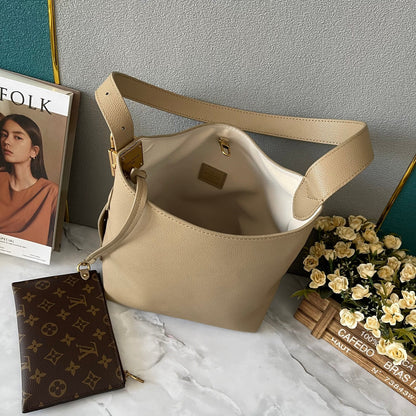 Chic & Stylish Bags