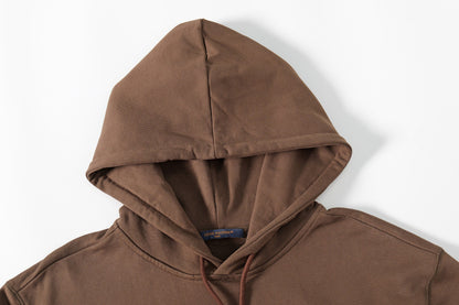 MINIMALIST STREET STYLE