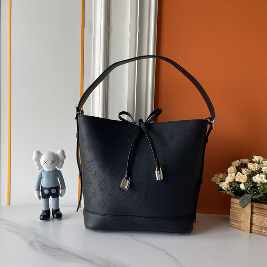 Chic & Stylish Bags