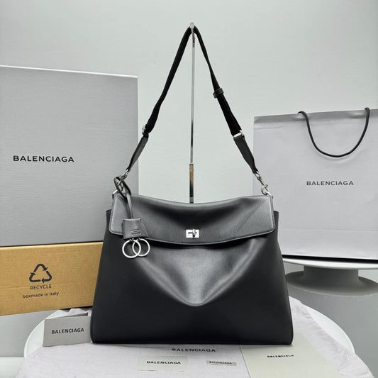 Chic & Stylish Bags