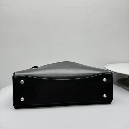 Chic & Stylish Bags