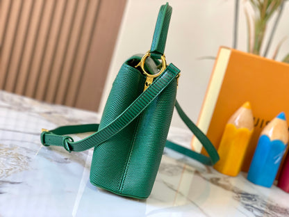 Chic & Stylish Bags