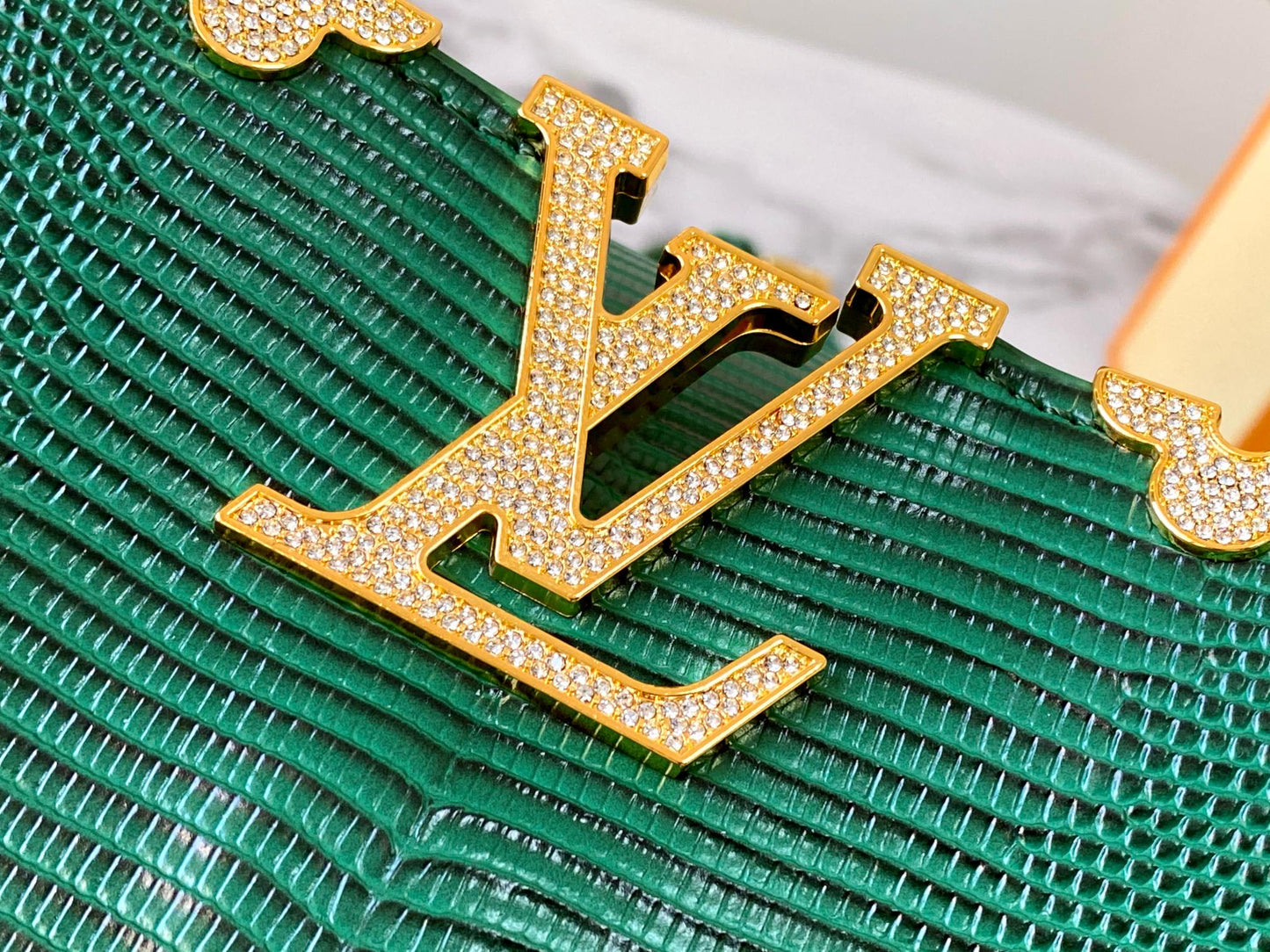 Chic & Stylish Bags