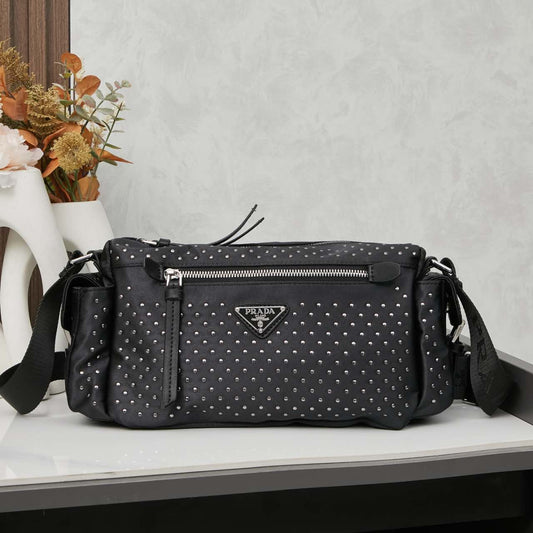 Chic & Stylish Bags