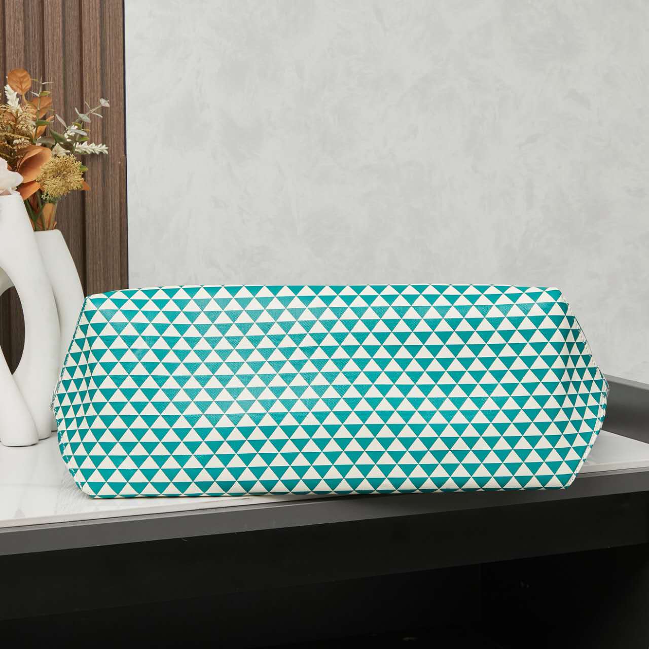 Chic & Stylish Bags