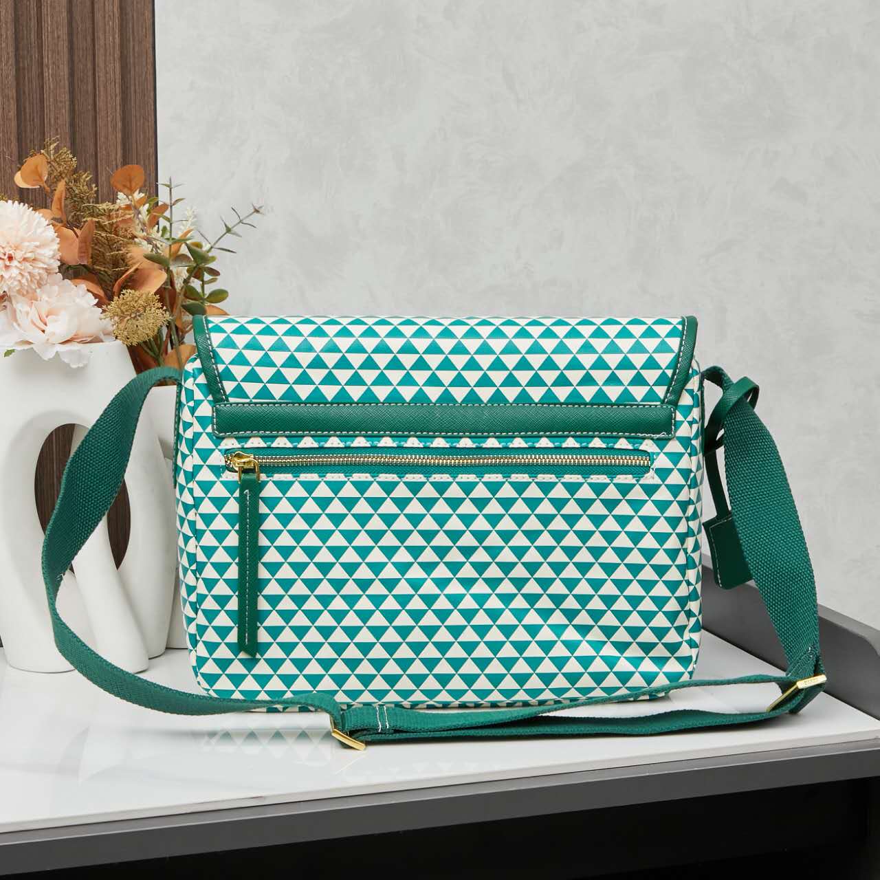 Chic & Stylish Bags