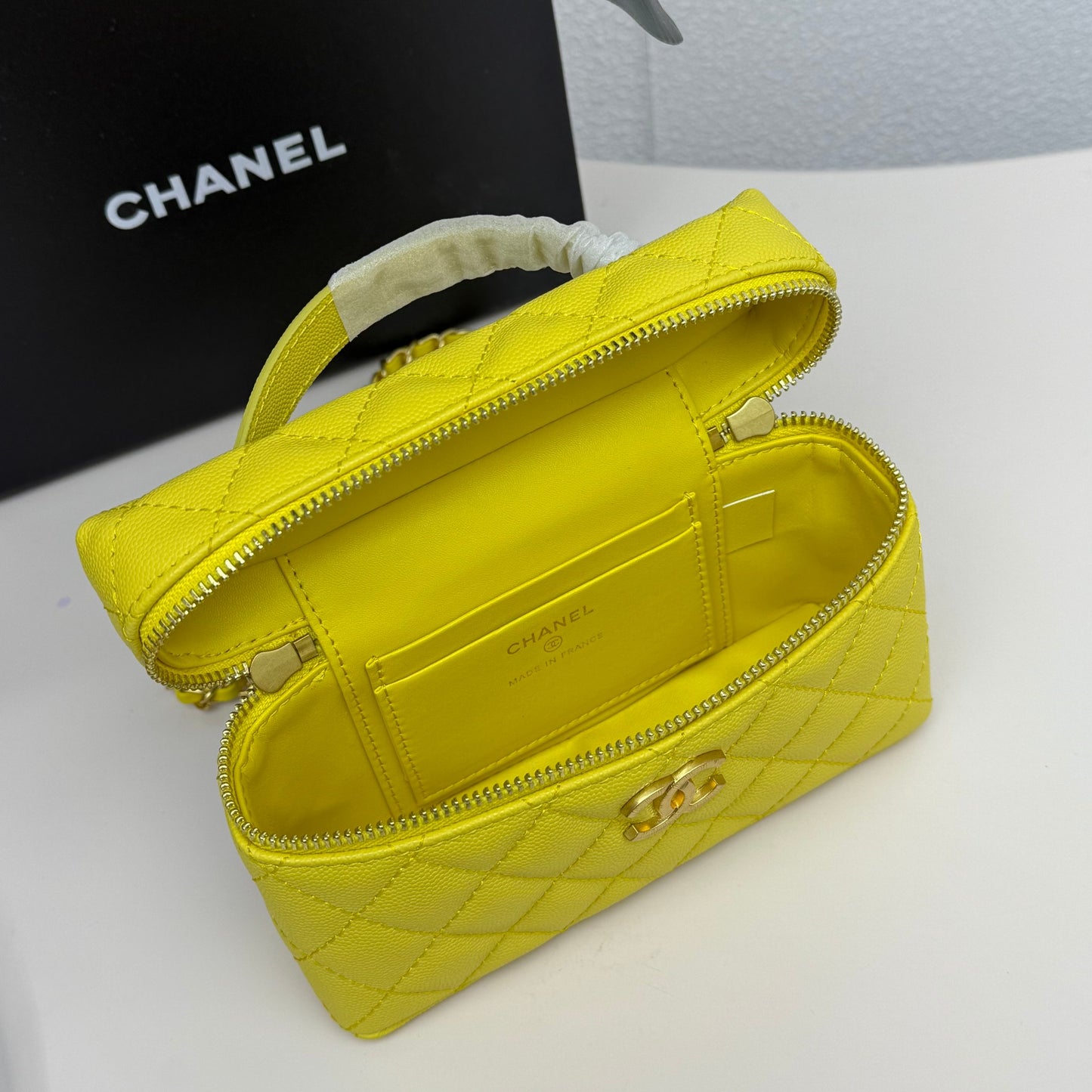 Chic & Stylish Bags