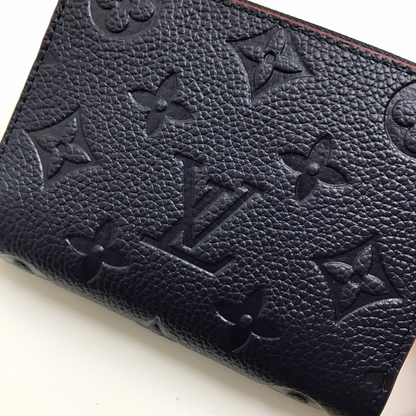 Chic & Stylish Bags