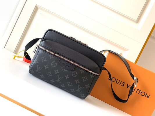 Chic & Stylish Bags
