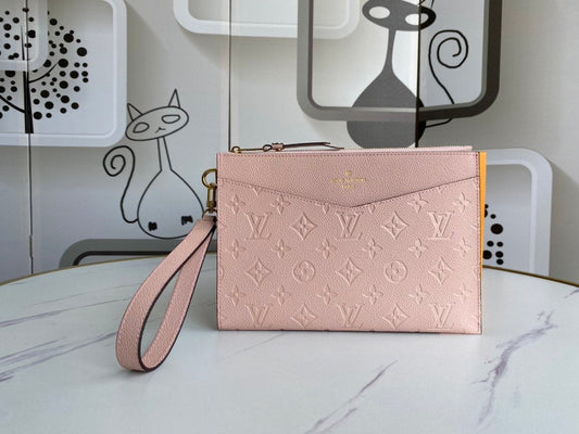 Chic & Stylish Bags
