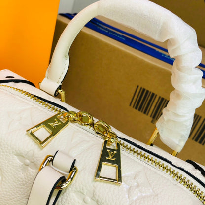 Chic & Stylish Bags