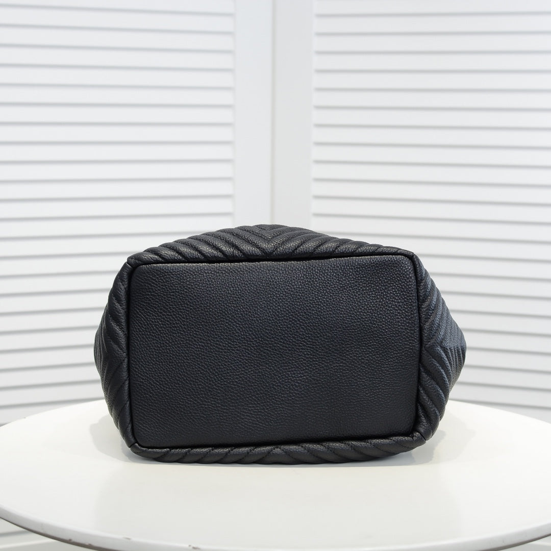 Chic & Stylish Bags
