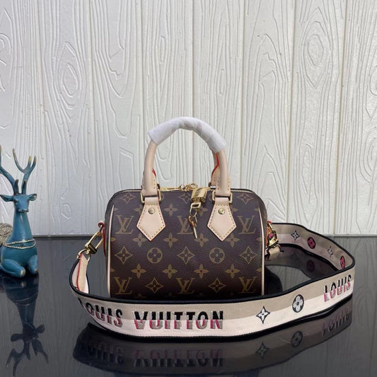 Chic & Stylish Bags