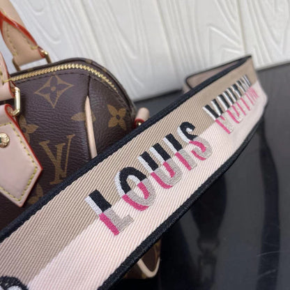 Chic & Stylish Bags