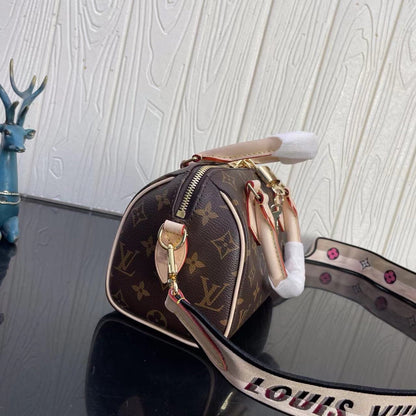 Chic & Stylish Bags