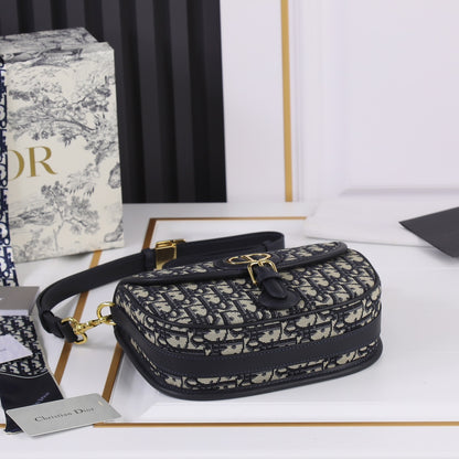 Chic & Stylish Bags