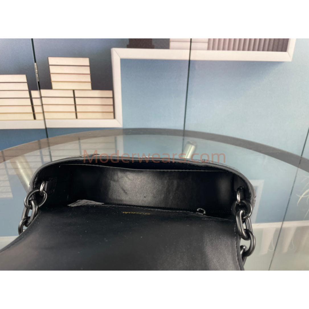 Chic & Stylish Bags