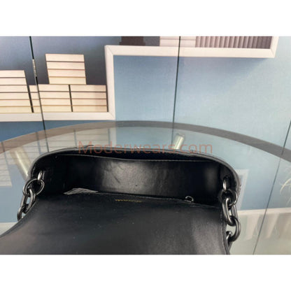 Chic & Stylish Bags
