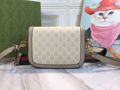 Chic & Stylish Bags