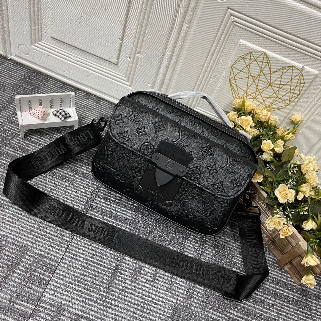 Chic & Stylish Bags