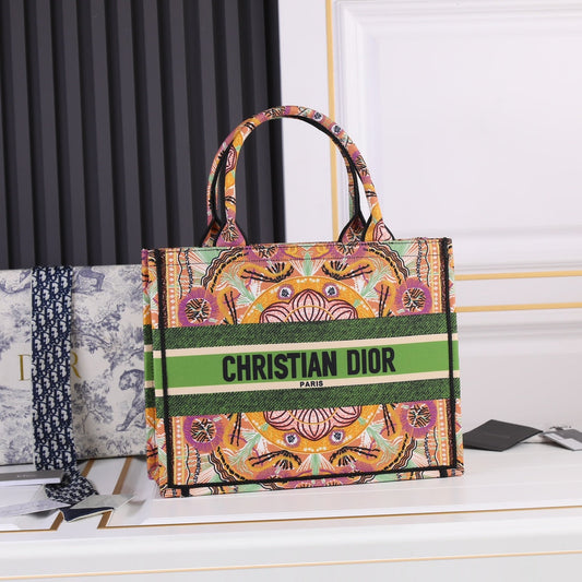 Chic & Stylish Bags