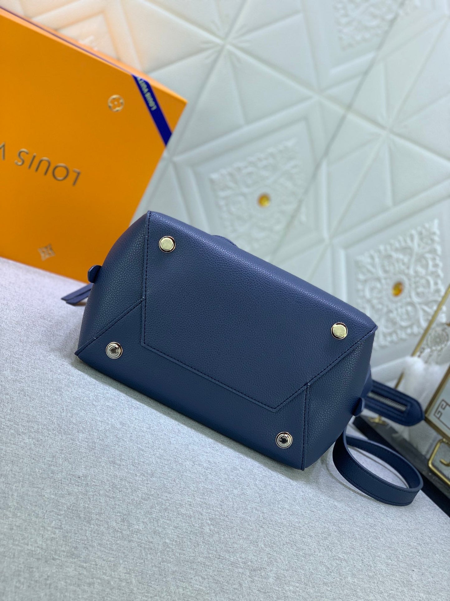 Chic & Stylish Bags