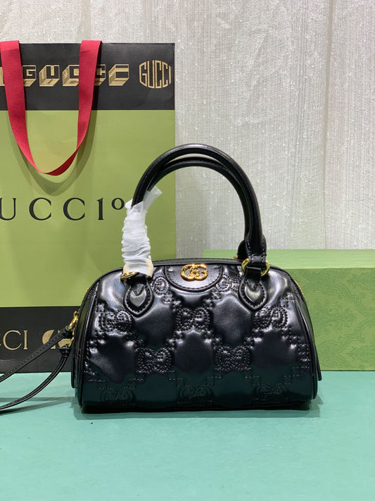 Chic & Stylish Bags