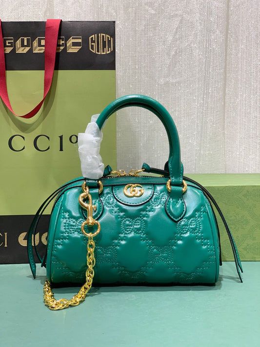 Chic & Stylish Bags