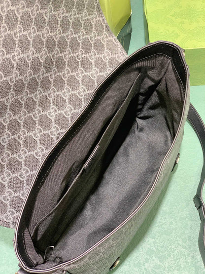 Chic & Stylish Bags