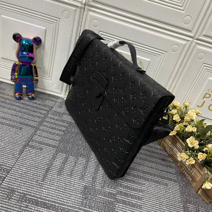 Chic & Stylish Bags