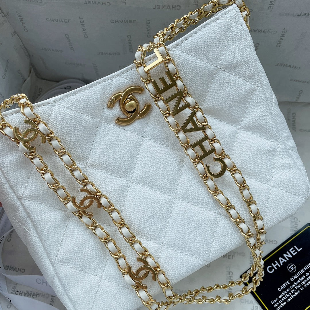 Chic & Stylish Bags
