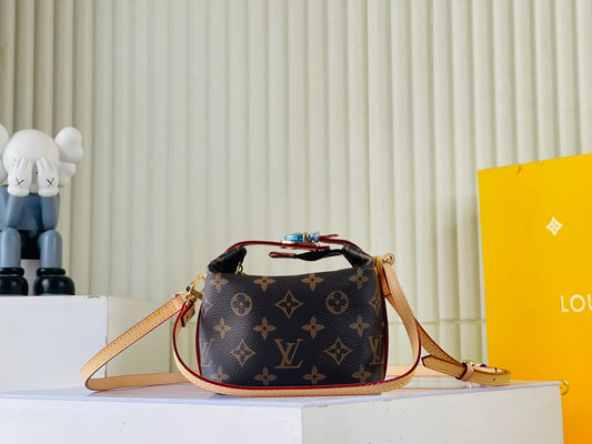 Chic & Stylish Bags