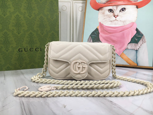 Chic & Stylish Bags