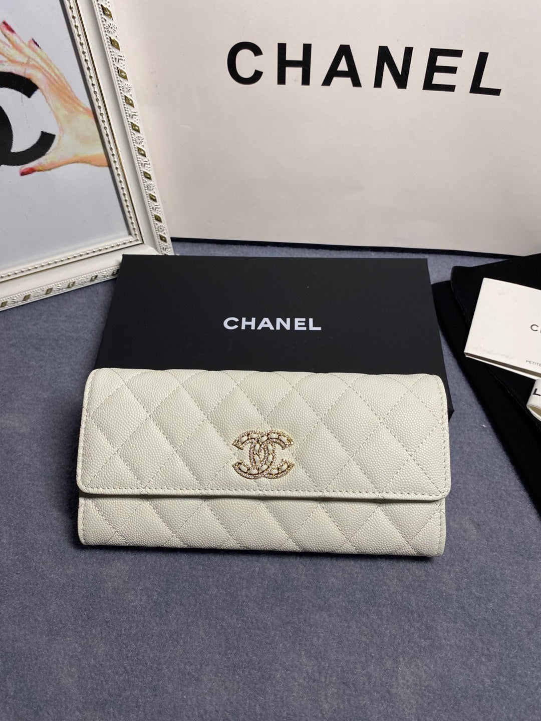Chic & Stylish Bags