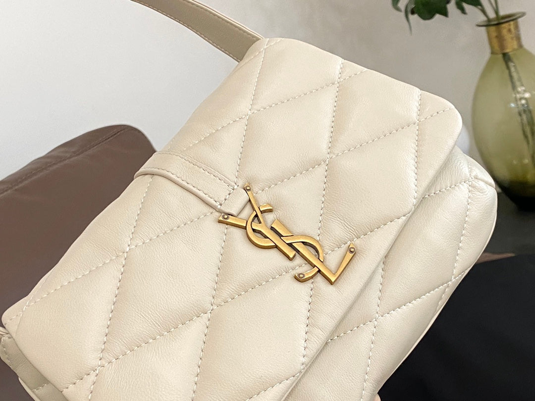 Chic & Stylish Bags