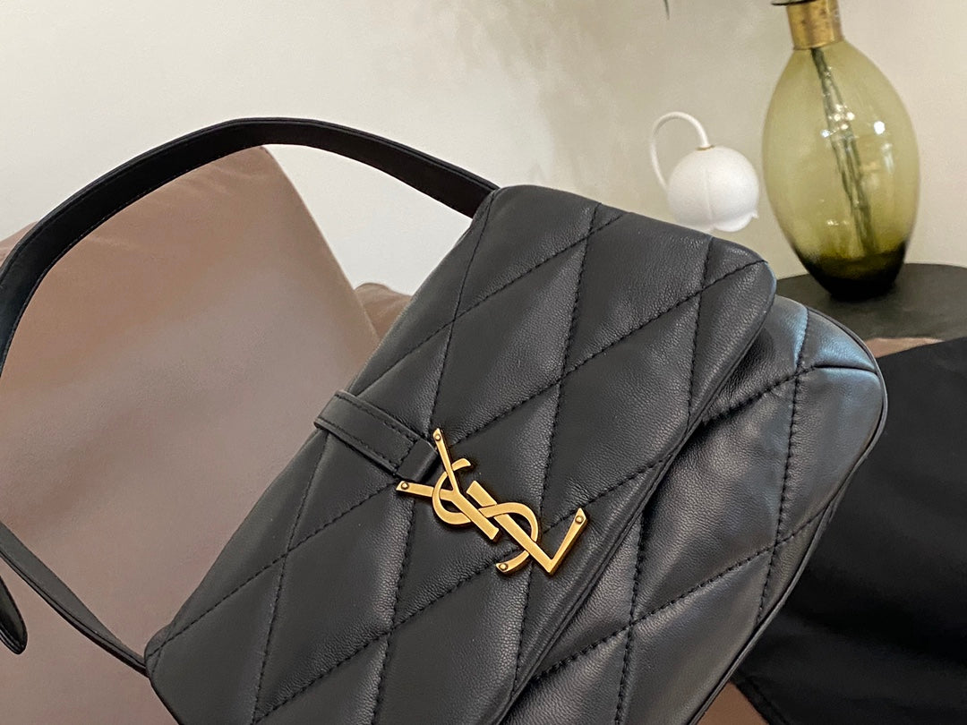 Chic & Stylish Bags