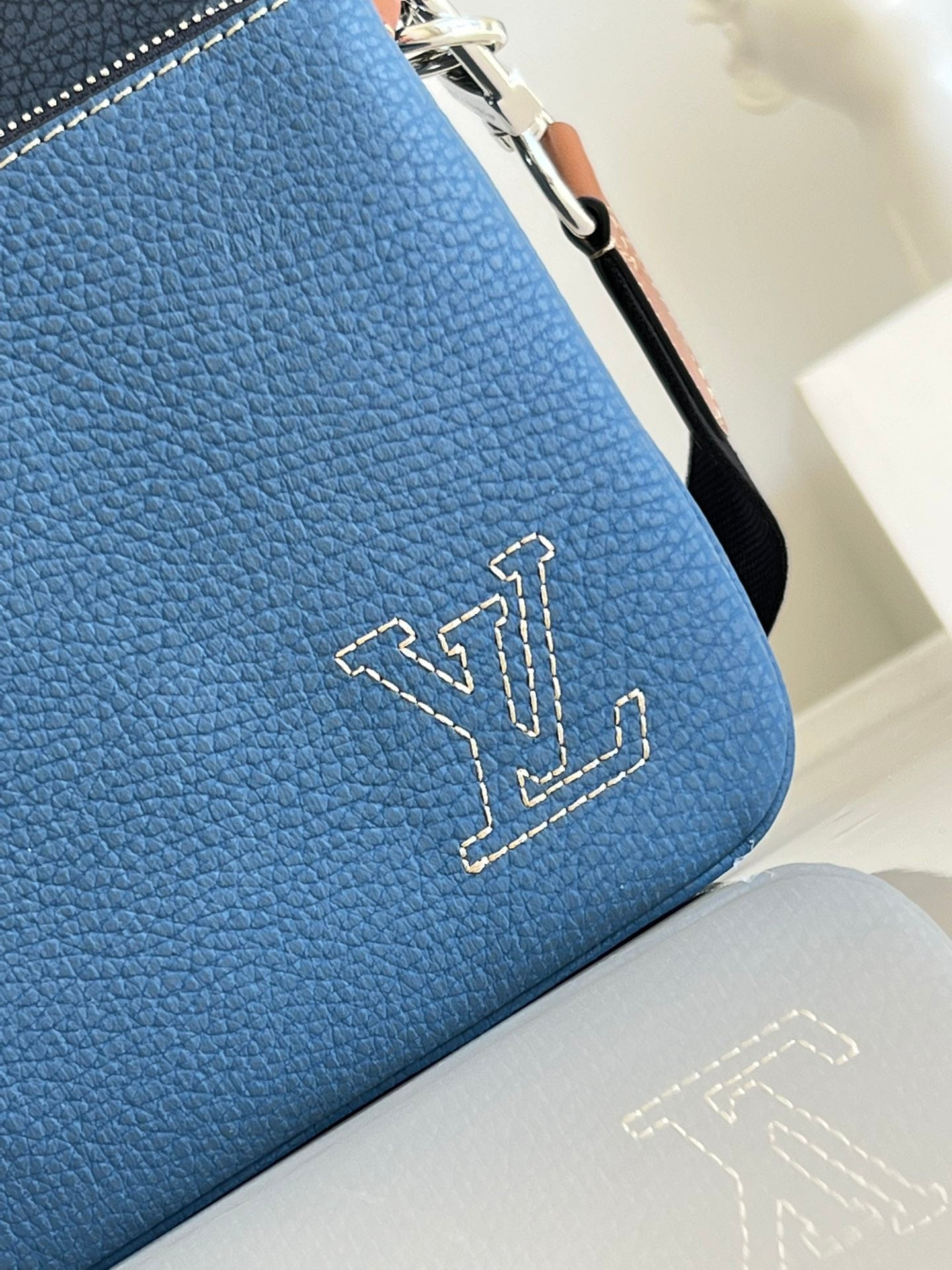 Chic & Stylish Bags