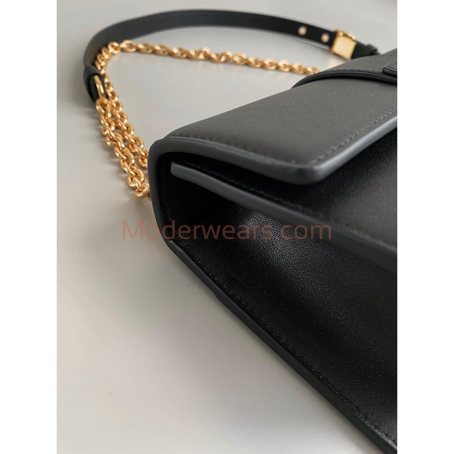 Chic & Stylish Bags
