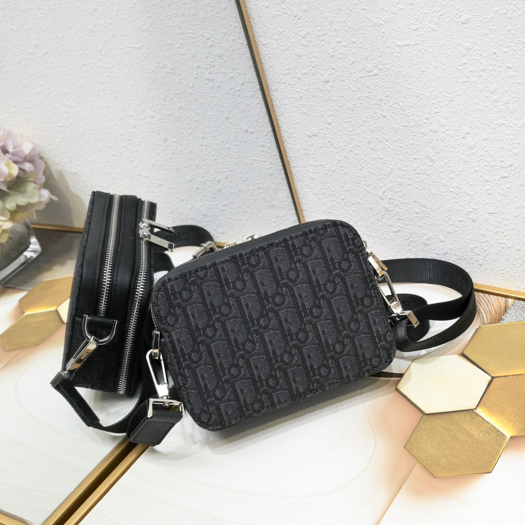 Chic & Stylish Bags