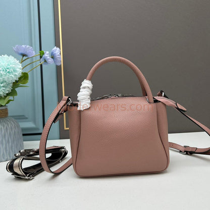 Chic & Stylish Bags