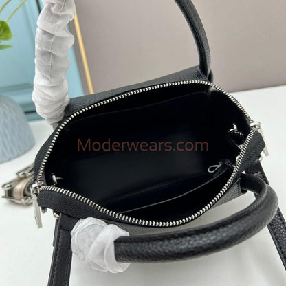Chic & Stylish Bags