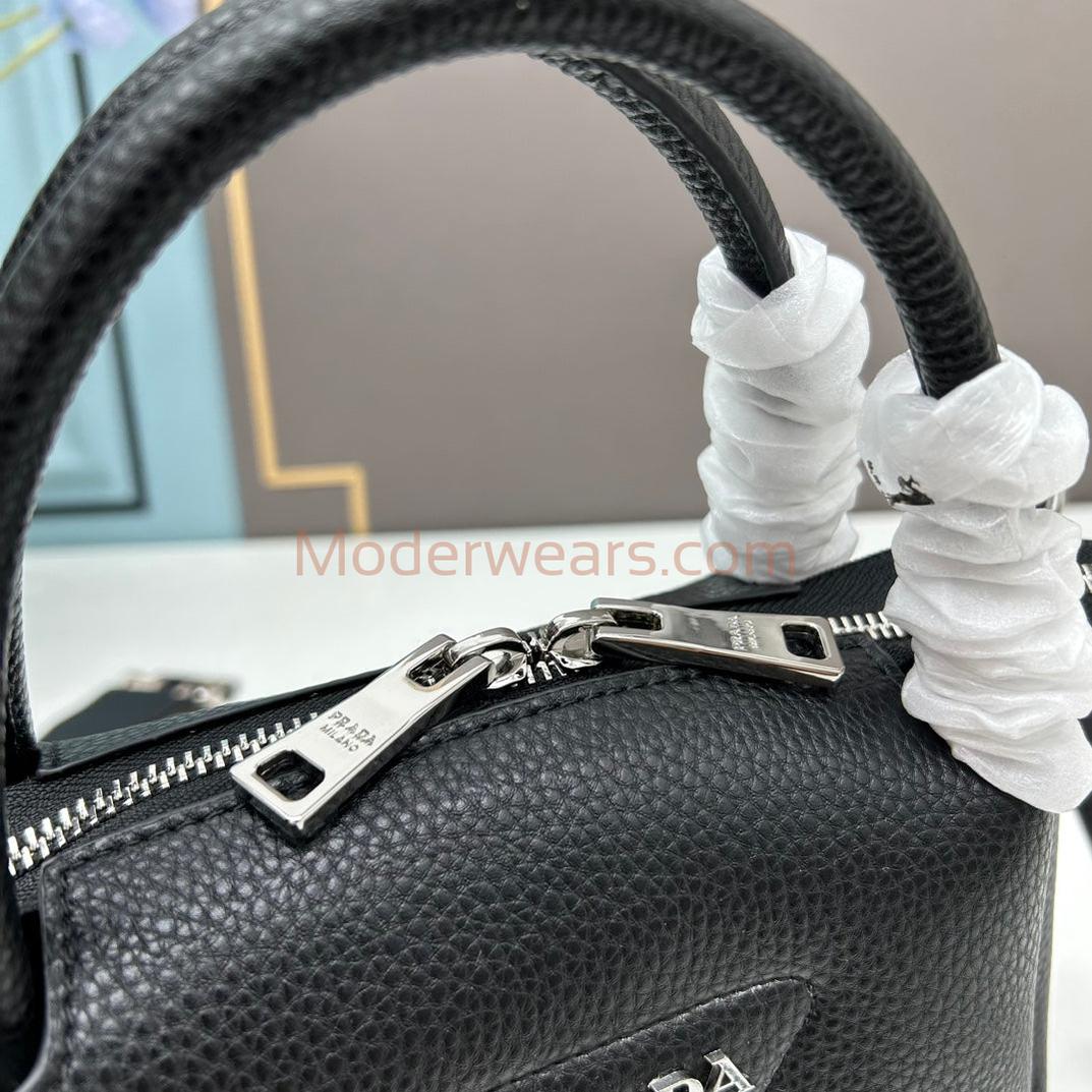 Chic & Stylish Bags