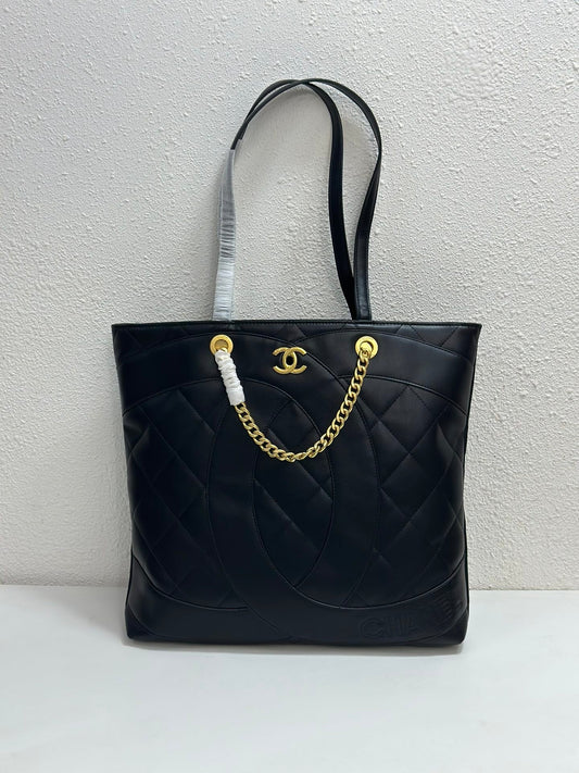 Chic & Stylish Bags