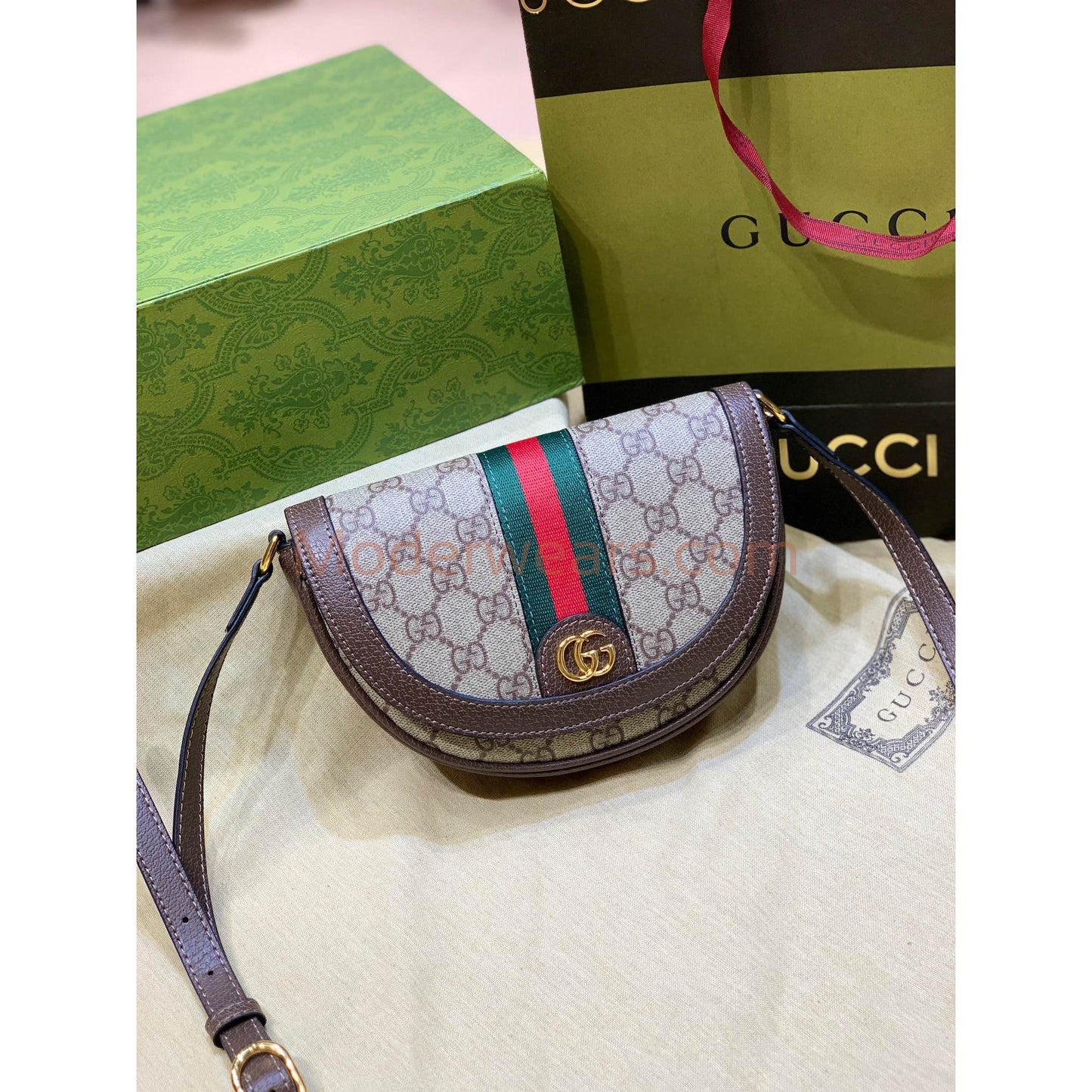 Chic & Stylish Bags
