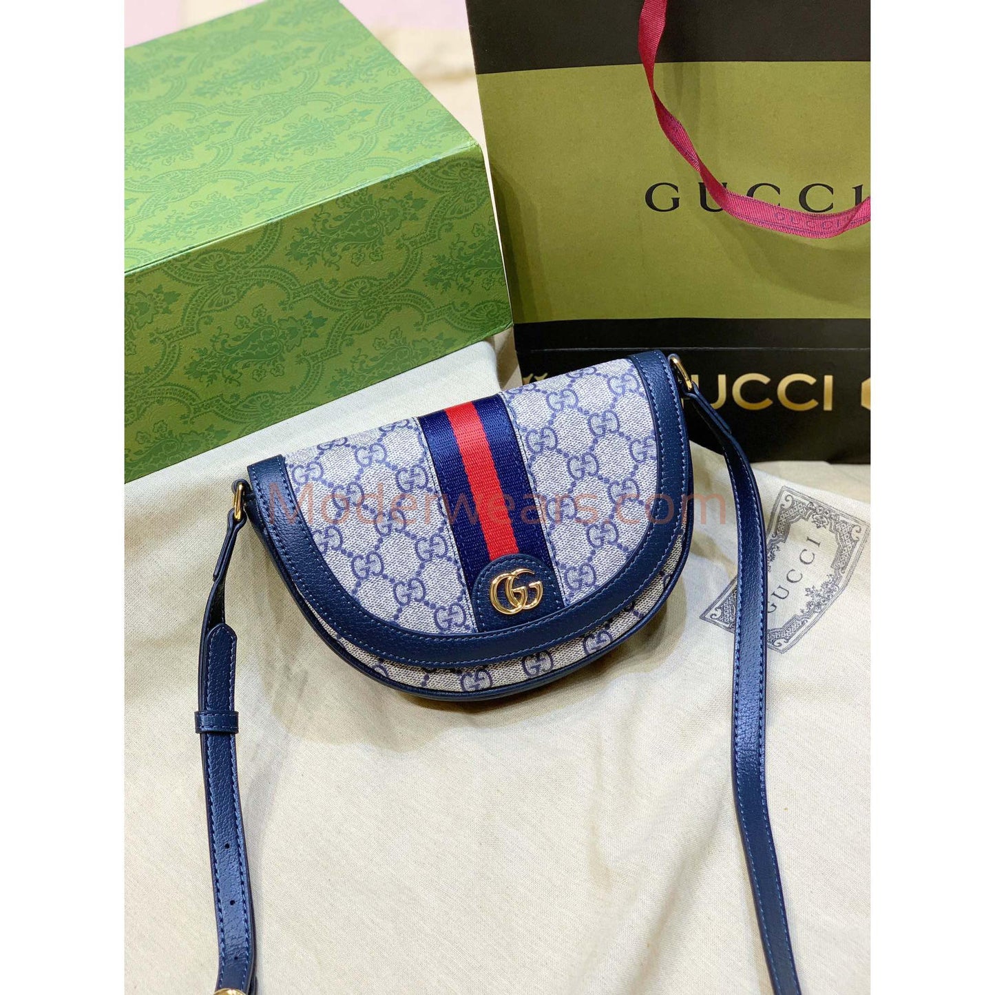Chic & Stylish Bags