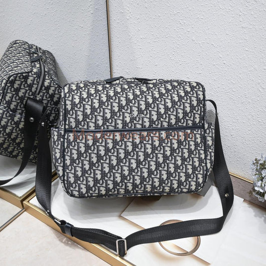 Chic & Stylish Bags