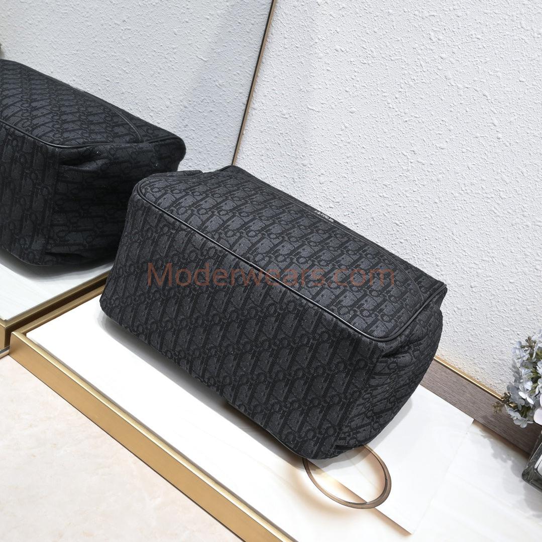 Chic & Stylish Bags