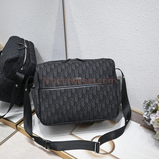 Chic & Stylish Bags